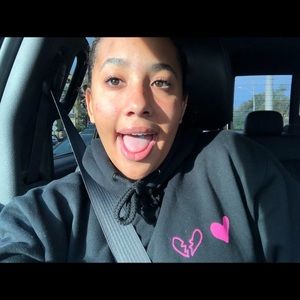 Meet your Posher, Sasha